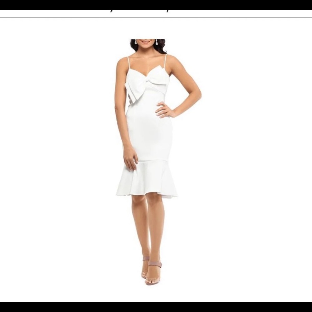 Xscape Ivory bow sheath dress